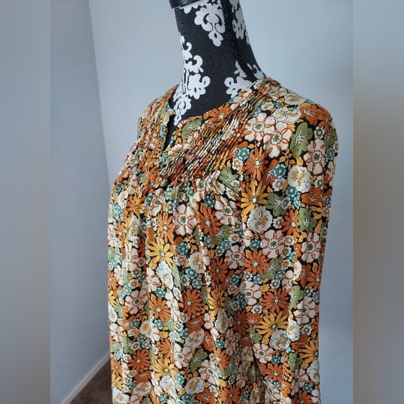 Zara Women's Floral Dress. SIZE 13-14 - Picture 3 of 15